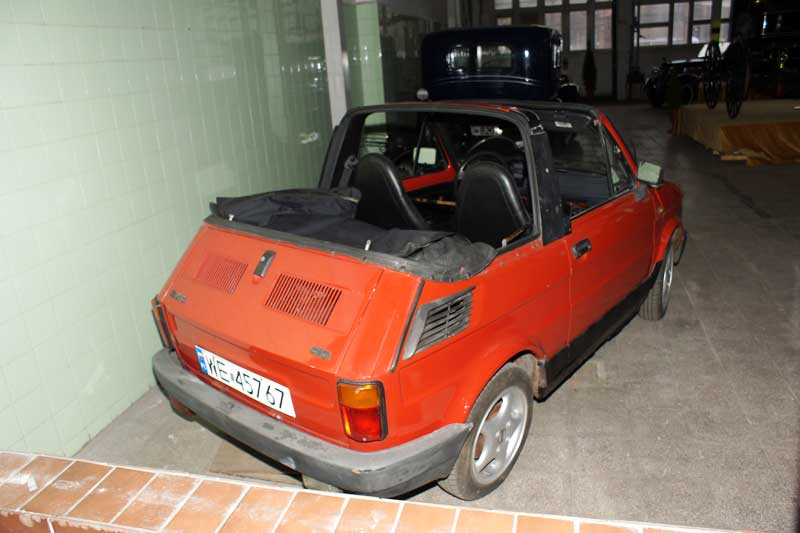 Samochód osobowy Polski Fiat 126P BOSMAL Zabytki